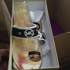 Michael Kors Dayton Toe ring Sandals